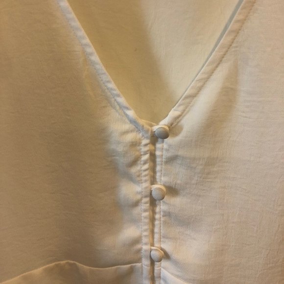 Express White Button Cropped Blouse sz US W S - Picture 3 of 3